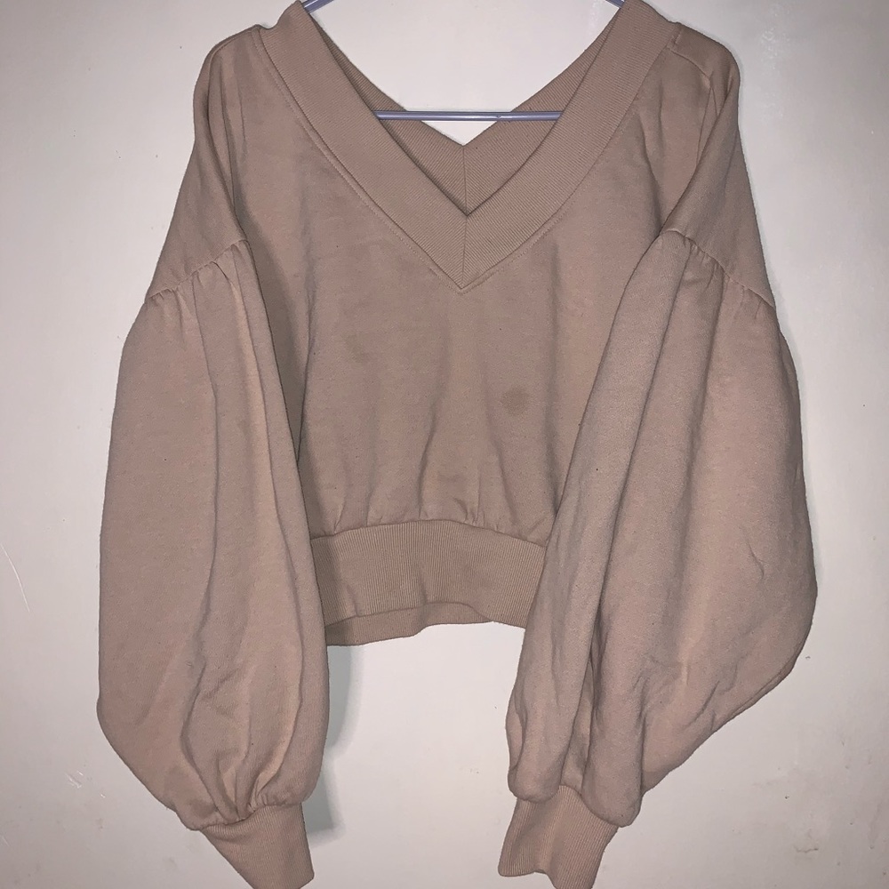 beige v-neck sweatshirt